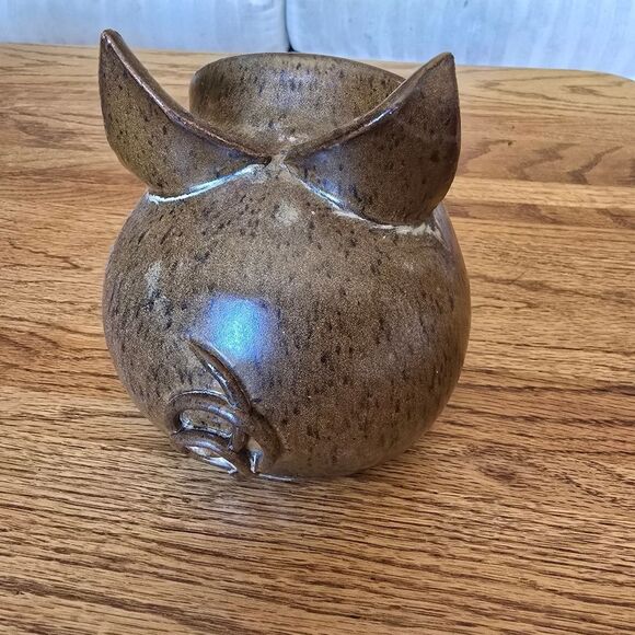 Brown Ceramic Pig Pot - Picture 7 of 9